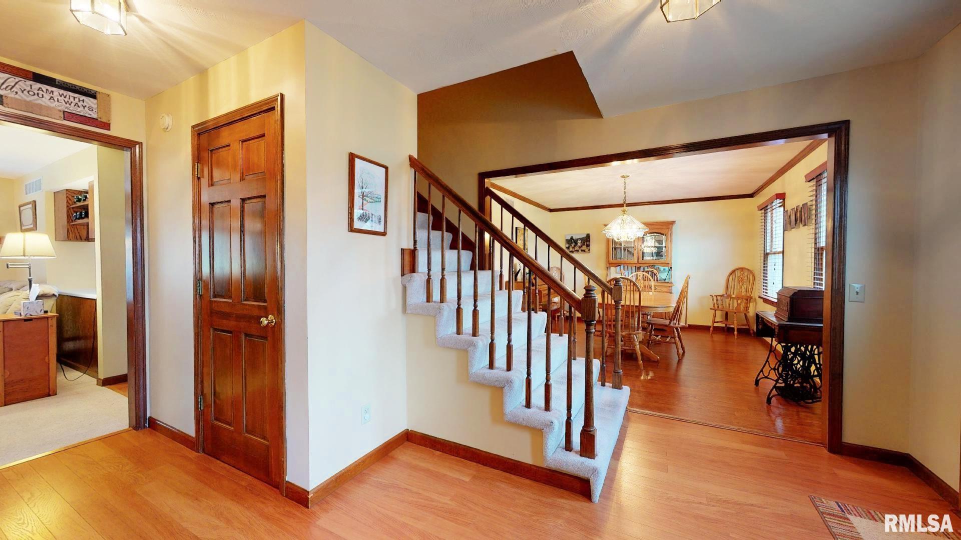 1828 Hunter Ridge Drive Springfield, IL 62704 - Photo 8 of 22 Gallery Image 8