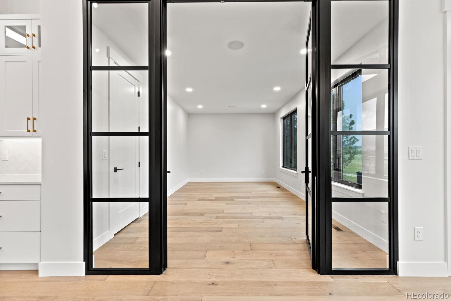 5021 South Perry Park Road Sedalia, CO 80135 - Photo 13 of 39