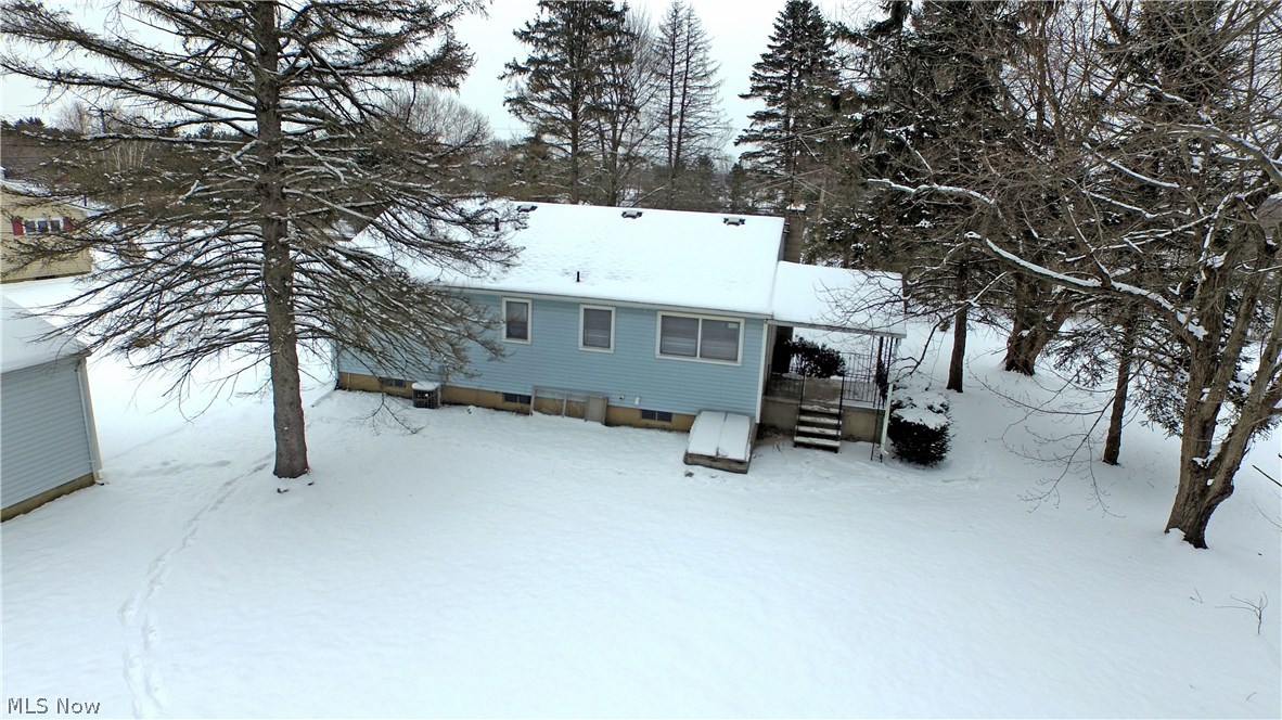 1101 Albright McKay Road Northeast Brookfield, OH 44403 - Photo 7 of 35