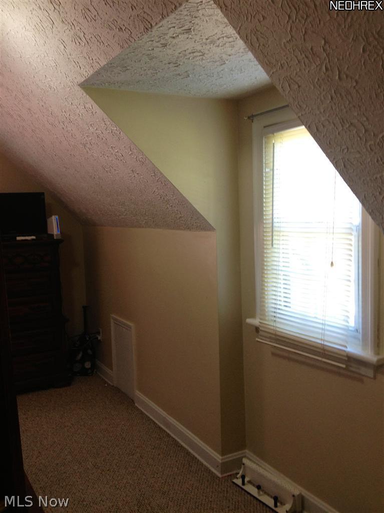 472 South Miller Road Akron, OH 44333 - Photo 6 of 11