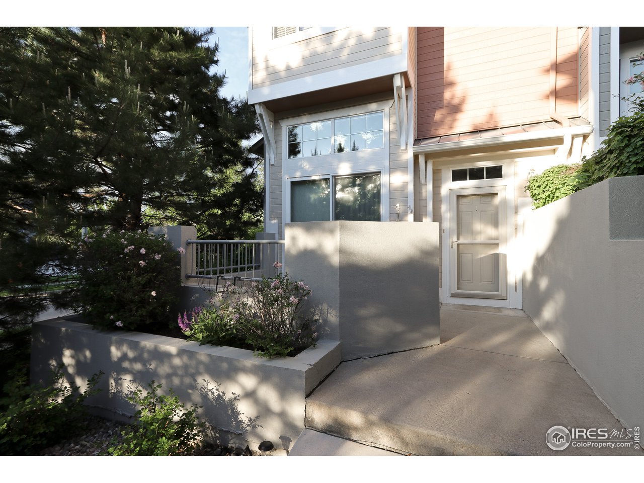 4112 Riley Drive Longmont, CO 80503 - Photo 2 of 28 Entry w/ Private Patio