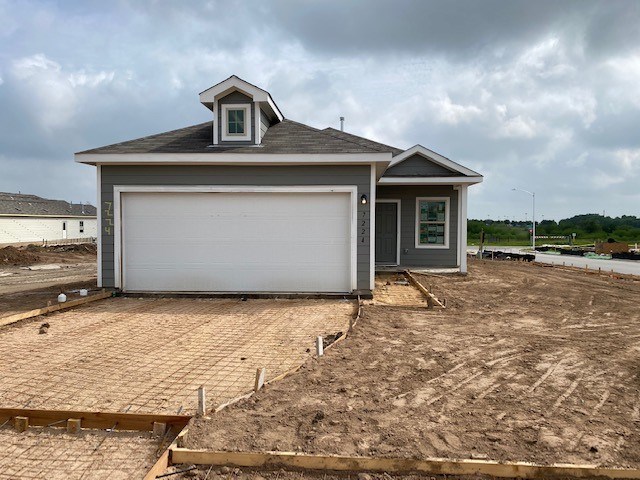 7224 Spirit Hill Road Austin, TX 78744 - Photo 1 of 1 Gallery Image 1