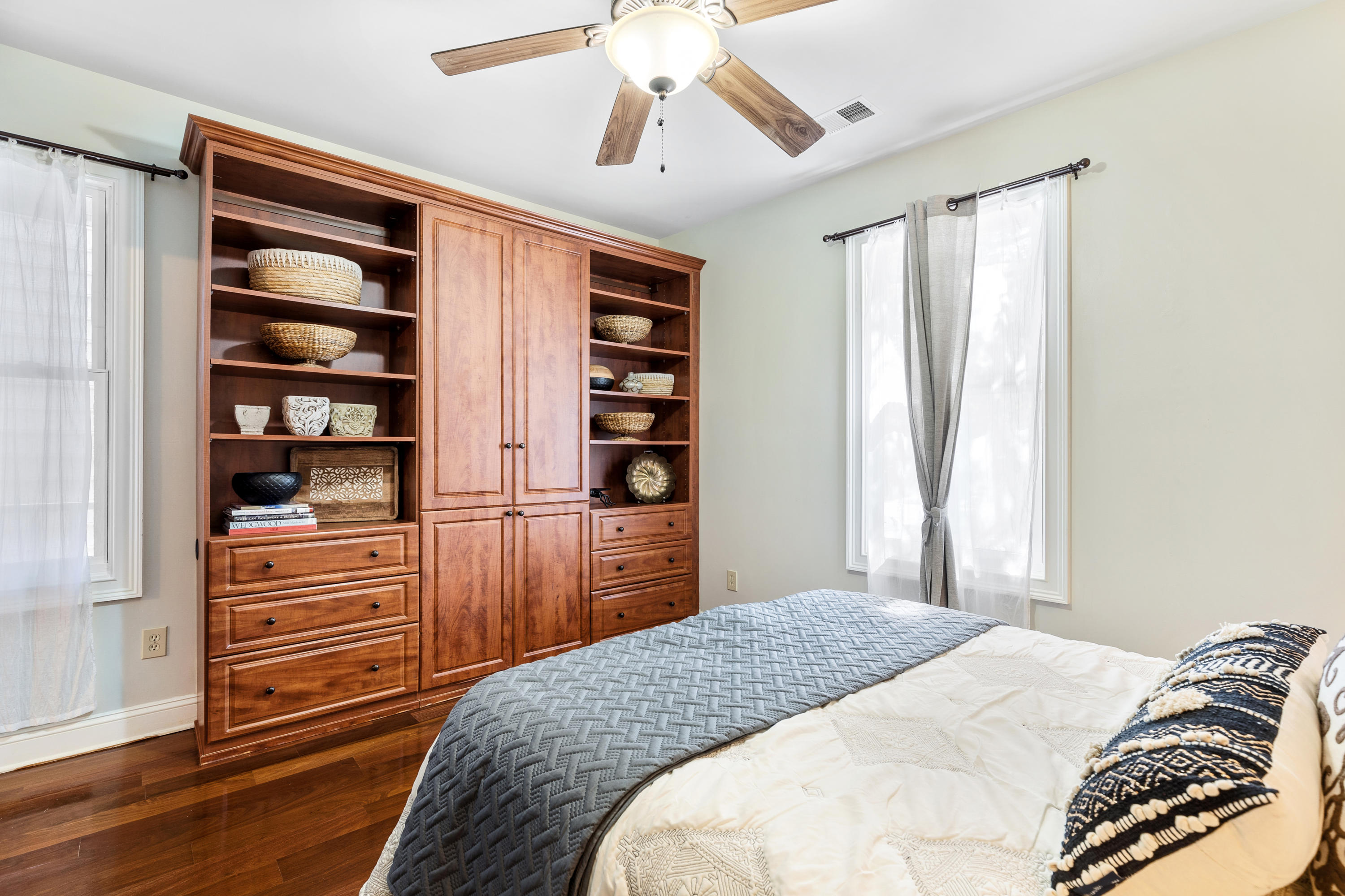 590 Rutledge Avenue, Unit A Charleston, SC 29403 - Photo 14 of 25 Built in bookshelves in front bedroom