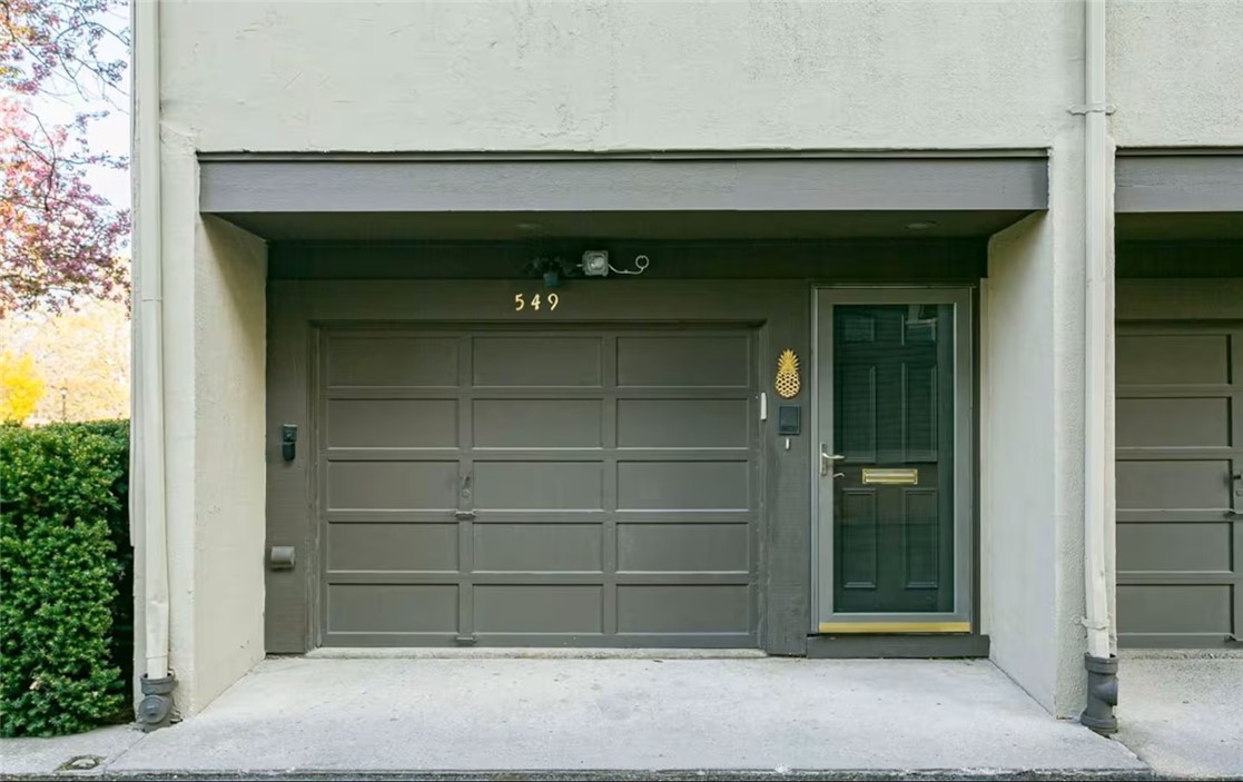 549 University Avenue Rochester, NY 14607 - Photo 3 of 13