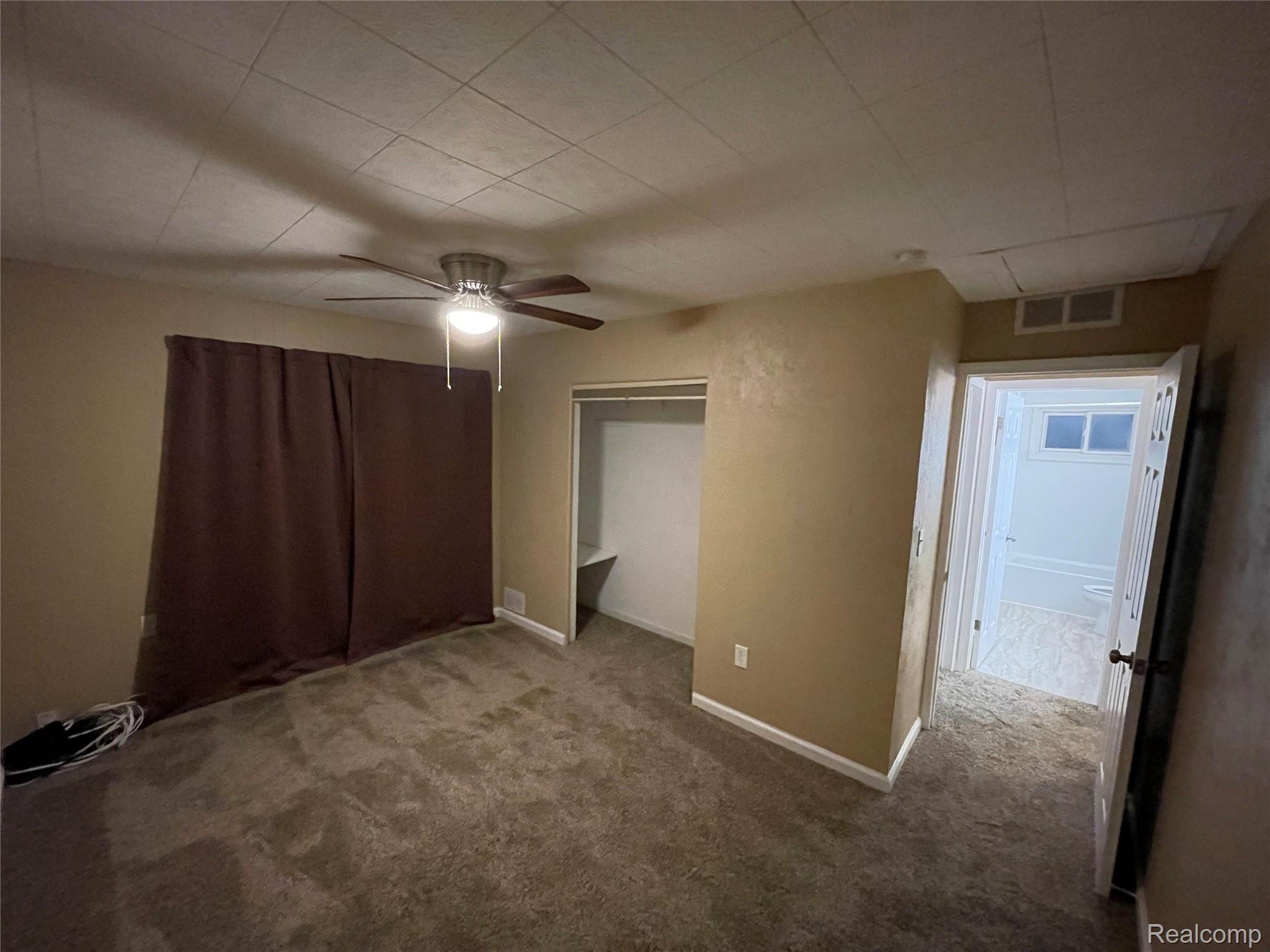 23847 Superior Road Taylor, MI 48180 - Photo 13 of 17 FF69D13D-3B20-4601-BEBD-9627F021E879.jpeg