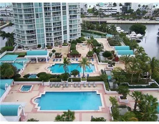 $5,600 | 16500 Collins Avenue, Unit 1455, Sunny Isles Beach, FL 33160