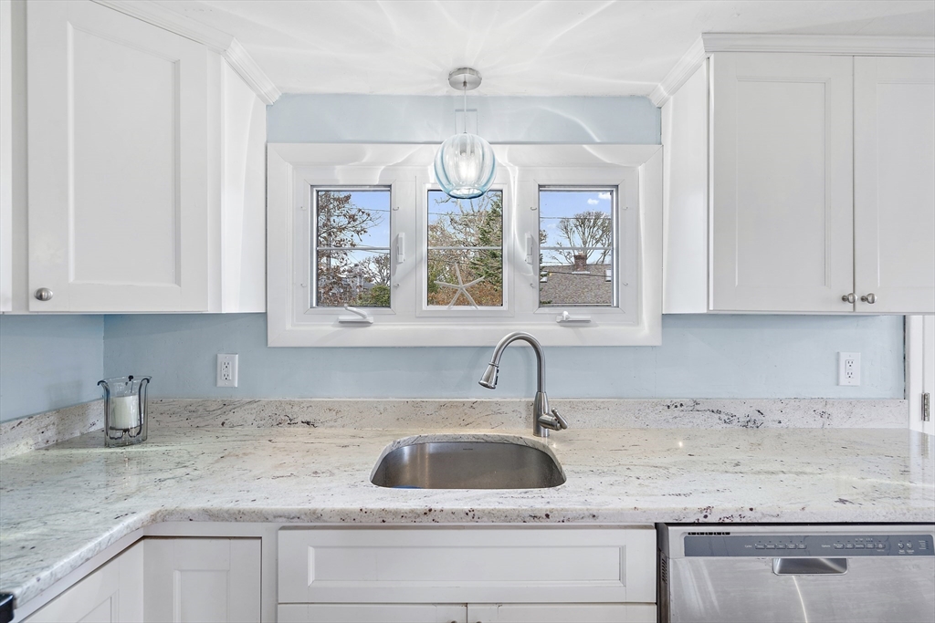 37 Glendon Way Chatham, MA 02659 - Photo 15 of 39