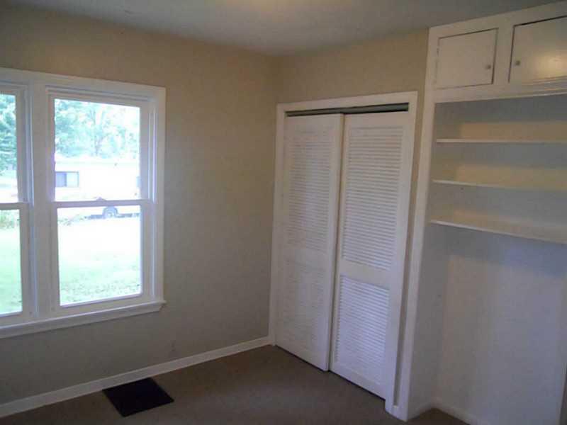 2220 Rutland Avenue Springfield, OH 45505 - Photo 4 of 23