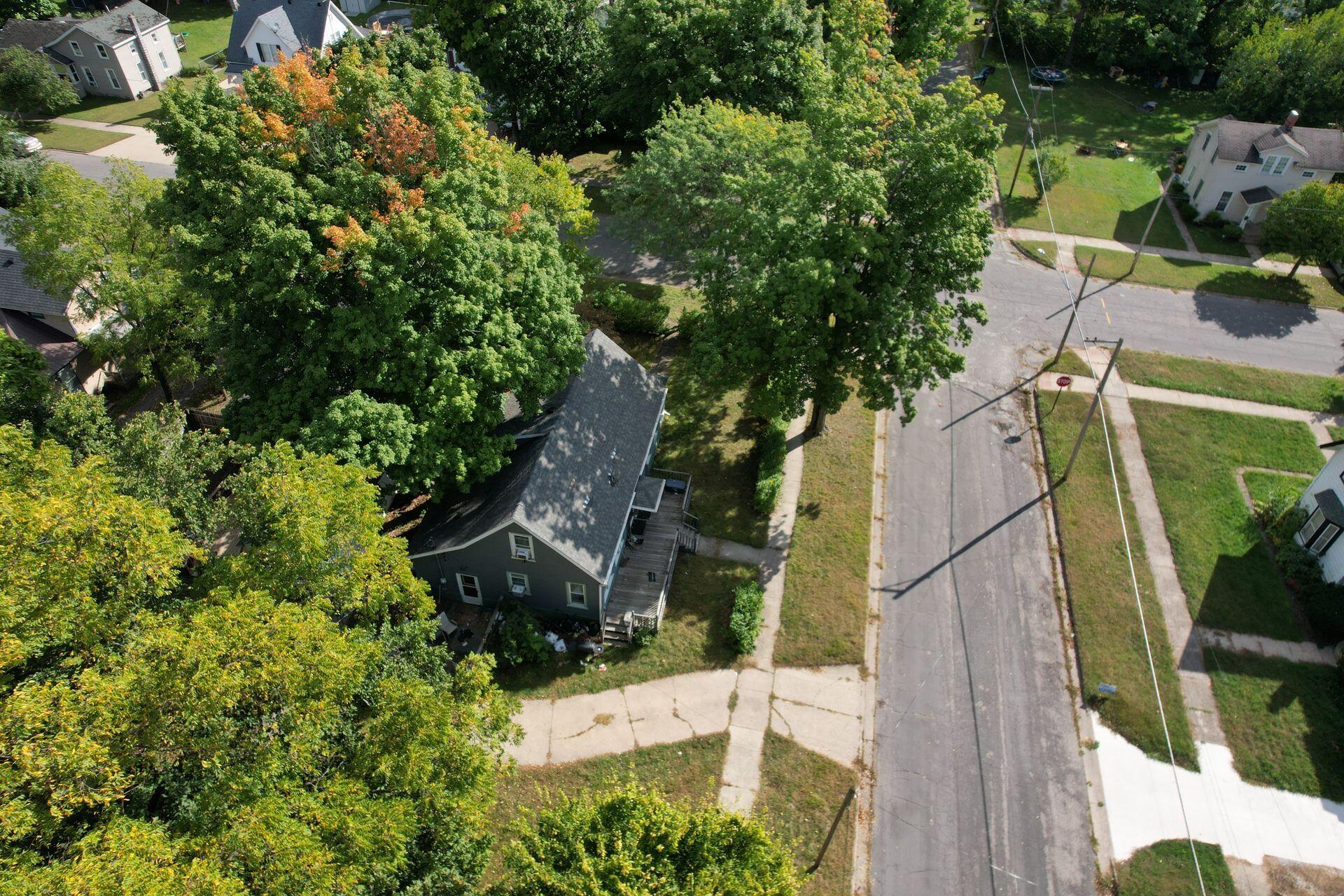 602 Walnut Street Three Rivers, MI 49093 - Photo 9 of 10 9