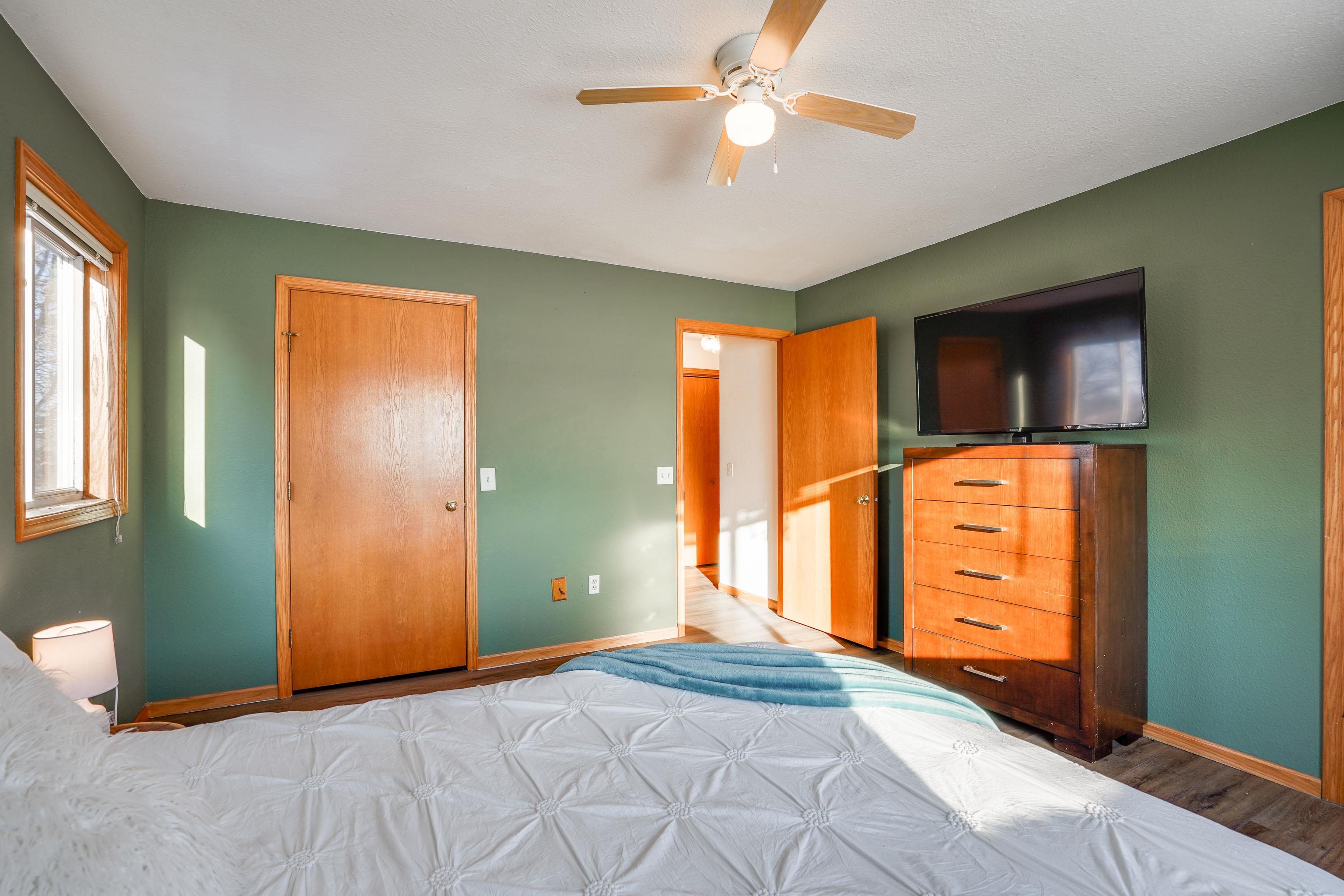 435 Bowlavard Avenue, Unit 7 Belleville, WI 53508 - Photo 21 of 40