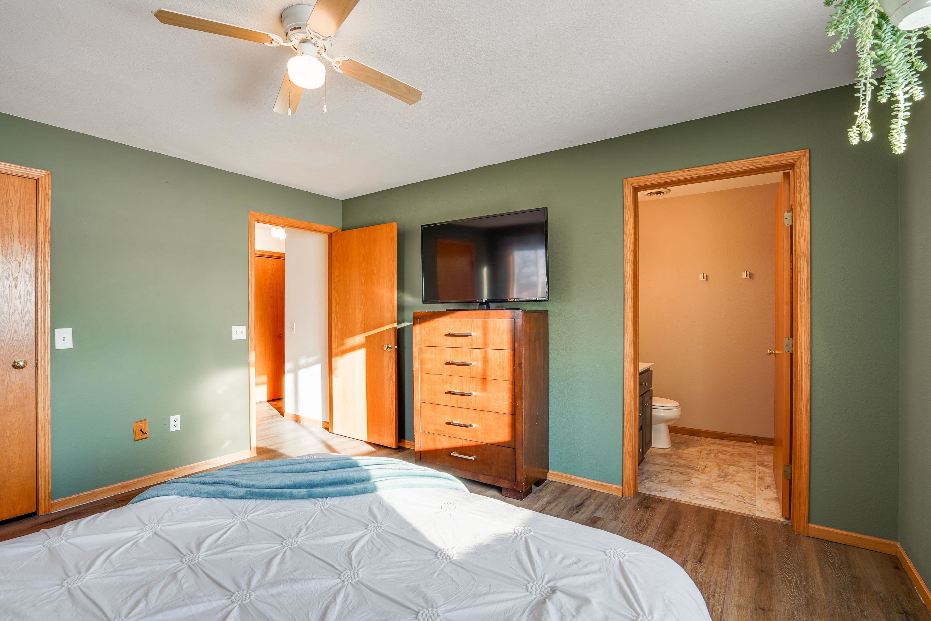 435 Bowlavard Avenue, Unit 7 Belleville, WI 53508 - Photo 22 of 40