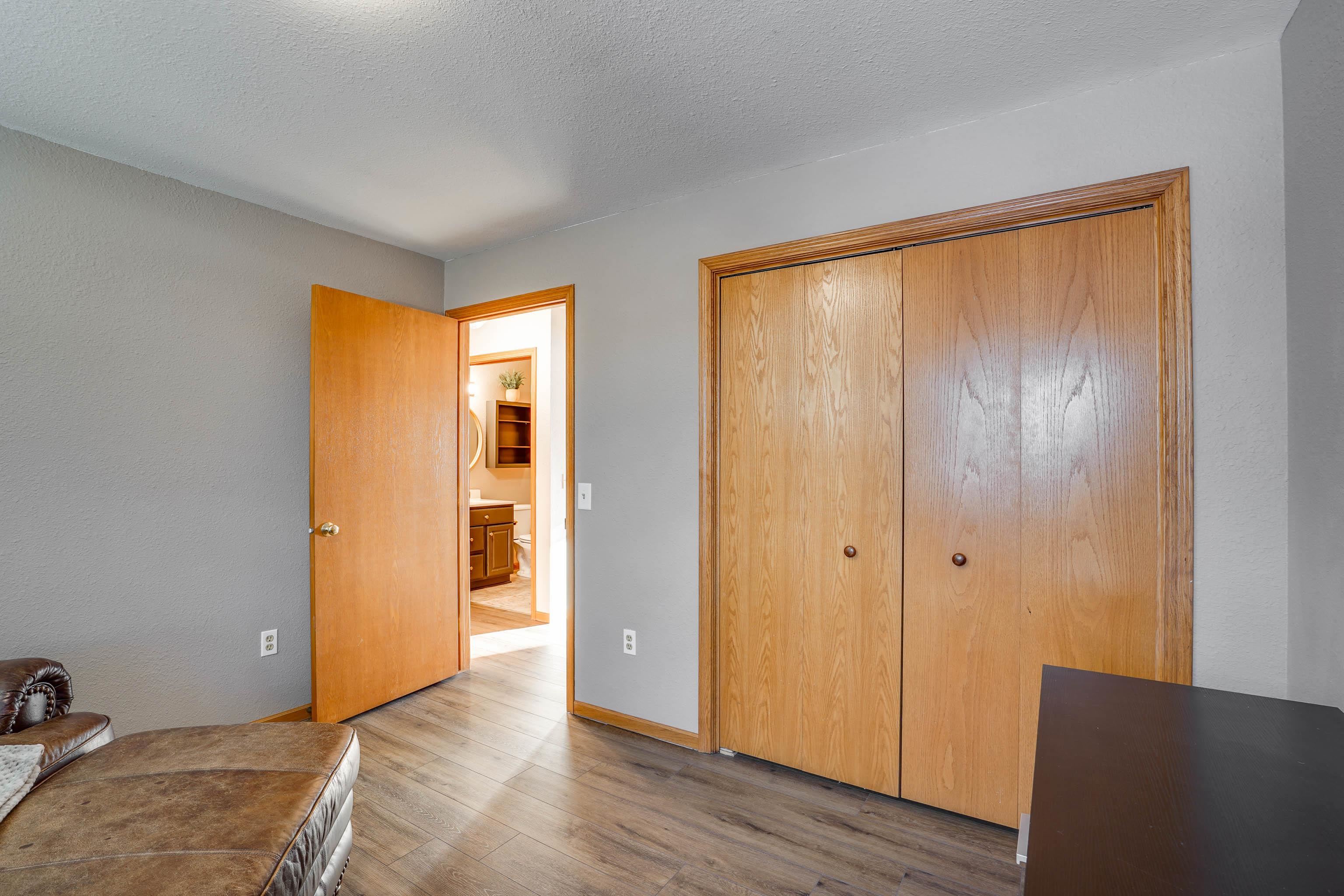 435 Bowlavard Avenue, Unit 7 Belleville, WI 53508 - Photo 28 of 40