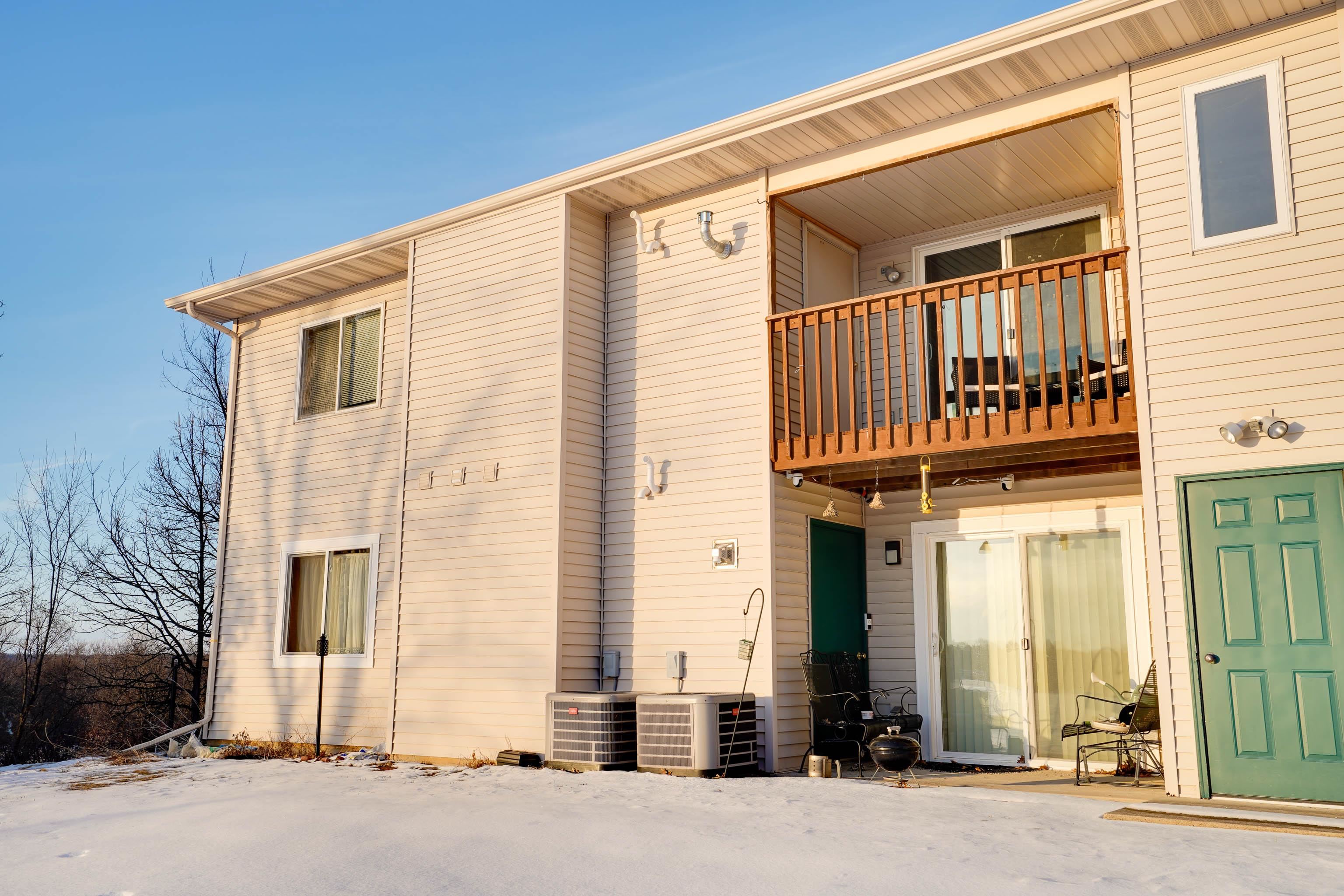 435 Bowlavard Avenue, Unit 7 Belleville, WI 53508 - Photo 37 of 40