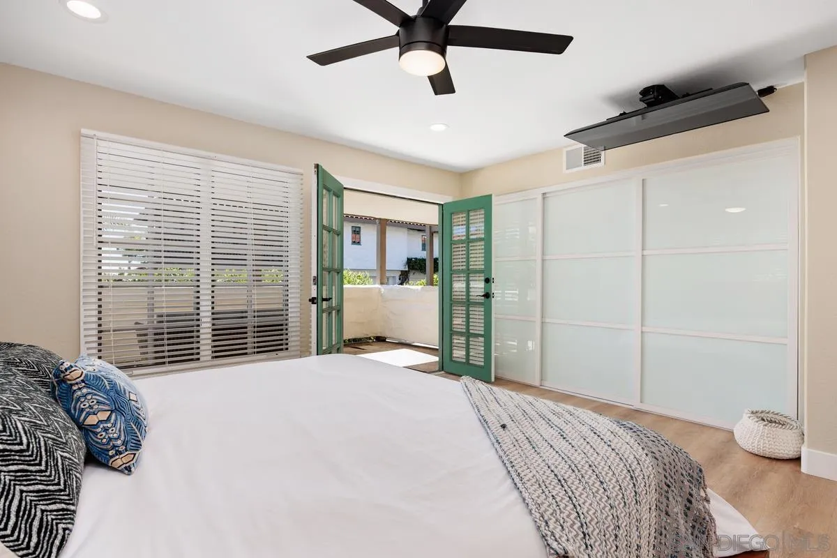 381 Playa Blanca Encinitas, CA 92024 - Photo 15 of 27