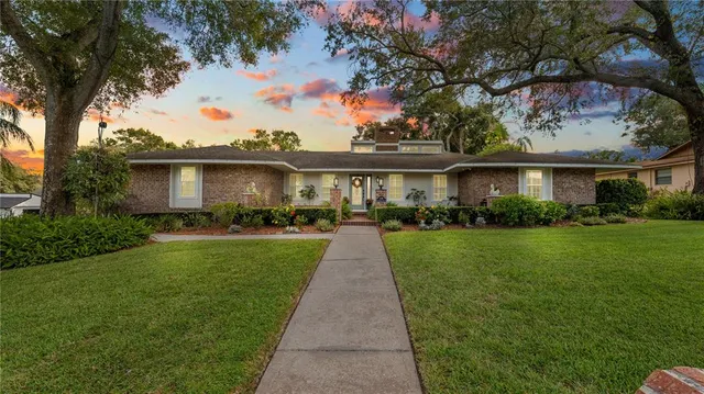 $624,900 | 1129 Sugartree Lane North, Lakeland, FL 33813