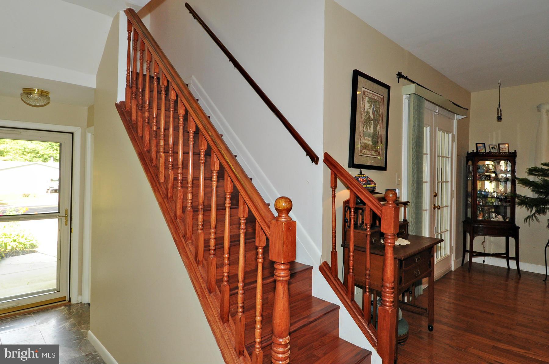 9313 Farewell Road Columbia, MD 21045 - Photo 3 of 24 Foyer