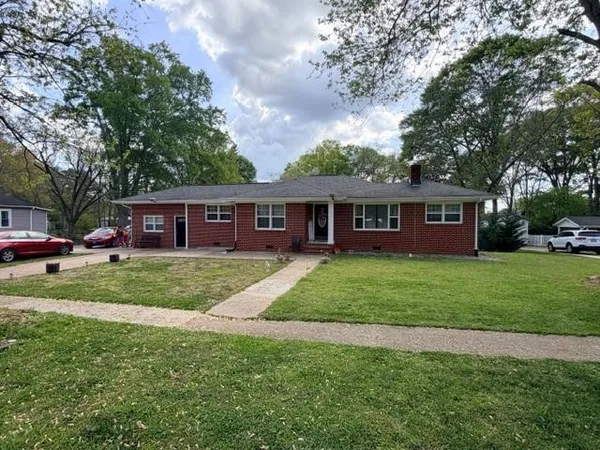 $394,999 | 2025 Broad Street, Statham, GA 30666