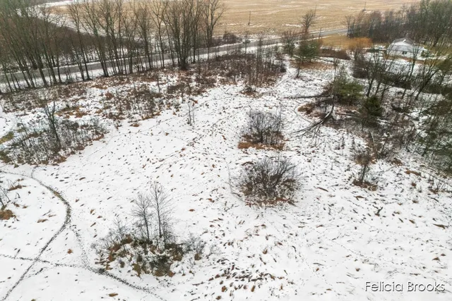 $97,000 | 17590 Pine Lake Avenue Northeast, Sand Lake, MI 49343