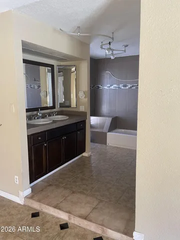 $399,000 | 4001 West Thunderbird Road, Phoenix, AZ 85053