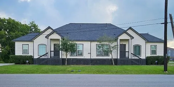 $1,750 | 4801 Wenda Street, Unit B, Houston, TX 77033