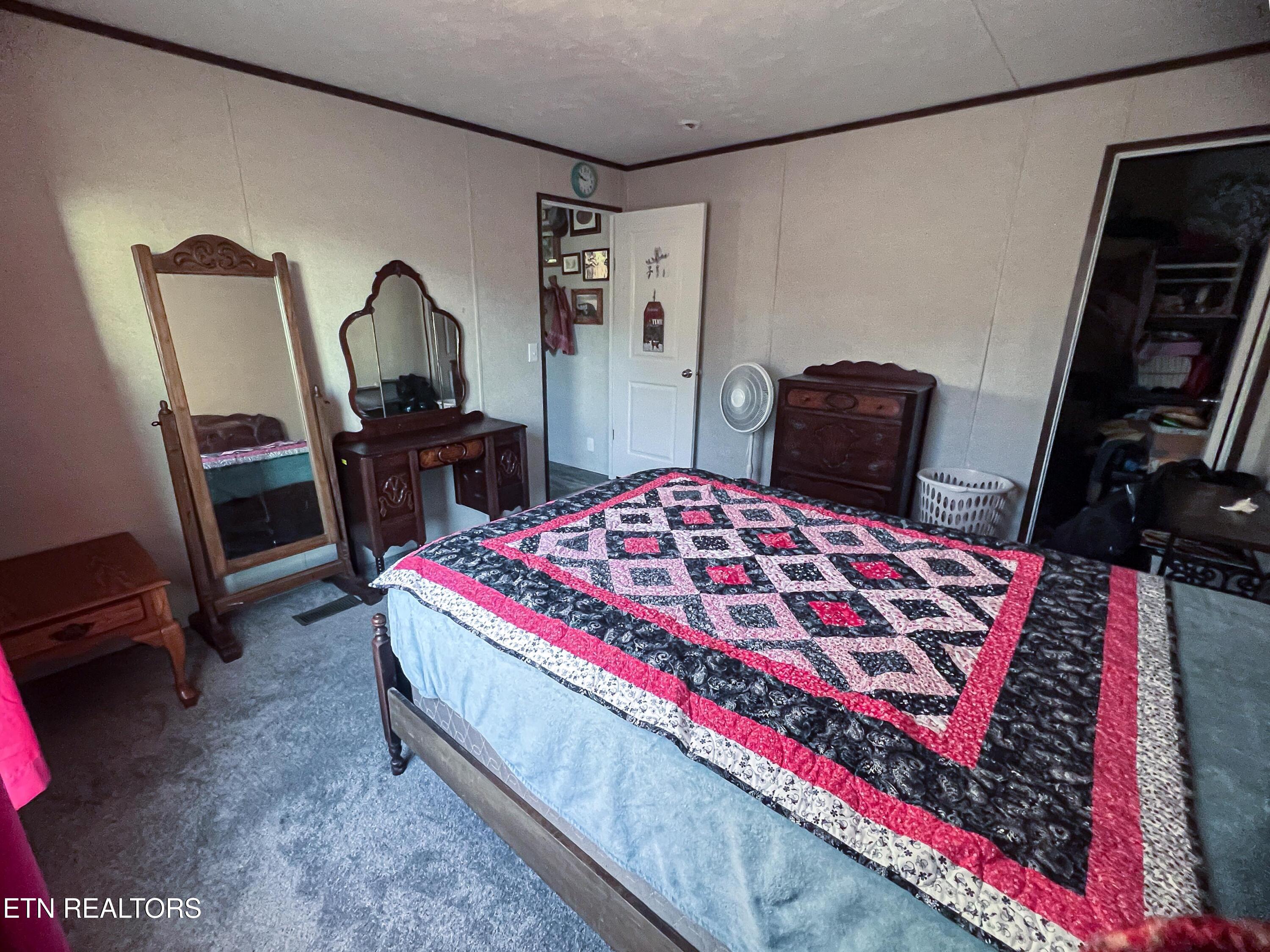 134 Jarnigan Chapel Road Clinton, TN 37716 - Photo 18 of 23 IMG_20260127_231525