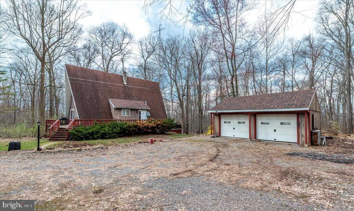 211 Mountain View Circle Denver, PA 17517 - Photo 30 of 31 a front view of a house with a yard