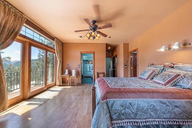 $1,129,000 | 10310 Martis Street, Truckee, CA 96161