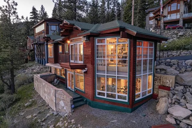 $1,129,000 | 10310 Martis Street, Truckee, CA 96161