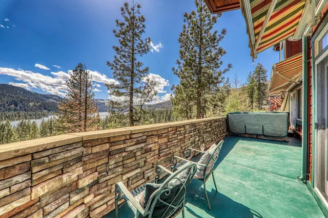 $1,129,000 | 10310 Martis Street, Truckee, CA 96161