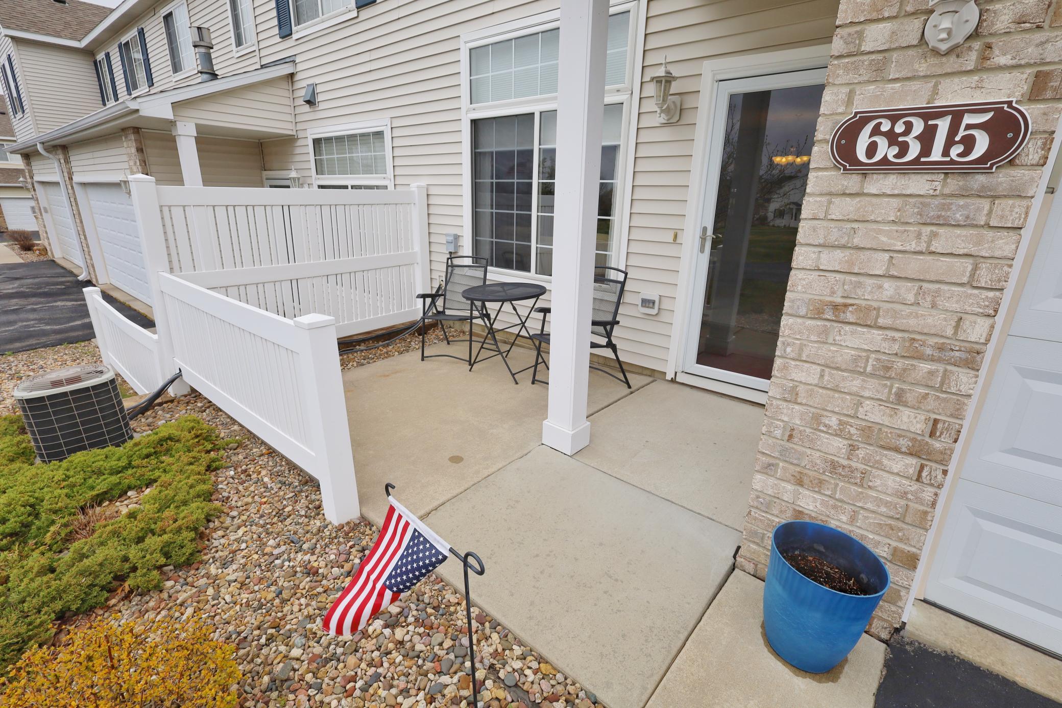 6315 28th Avenue Northwest Rochester, MN 55901 - Photo 2 of 20