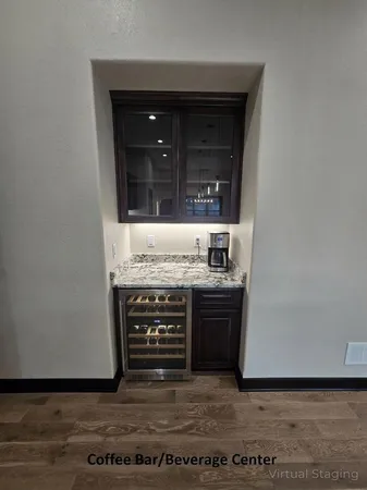 $899,900 | S64-w22860 Garrett Drive, Waukesha, WI 53189