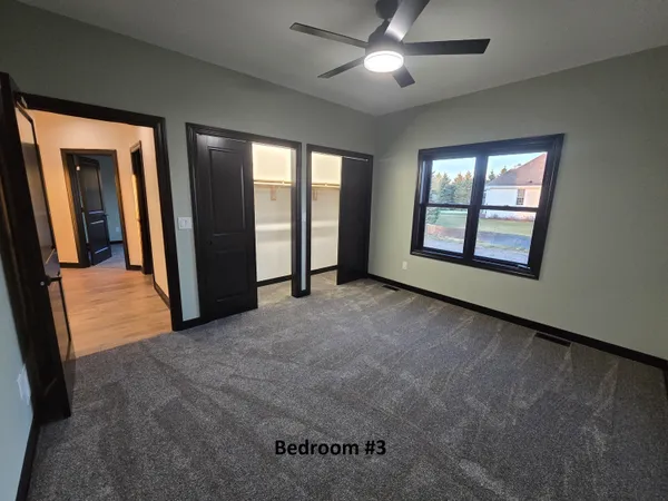 $899,900 | S64-w22860 Garrett Drive, Waukesha, WI 53189