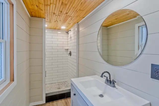 $239,900 | 22 Crawford Street, Bondsville, MA 01009