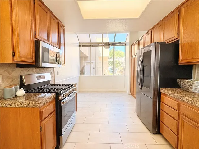 $750,000 | 620 Ivywood Lane, Unit F, Simi Valley, CA 93065