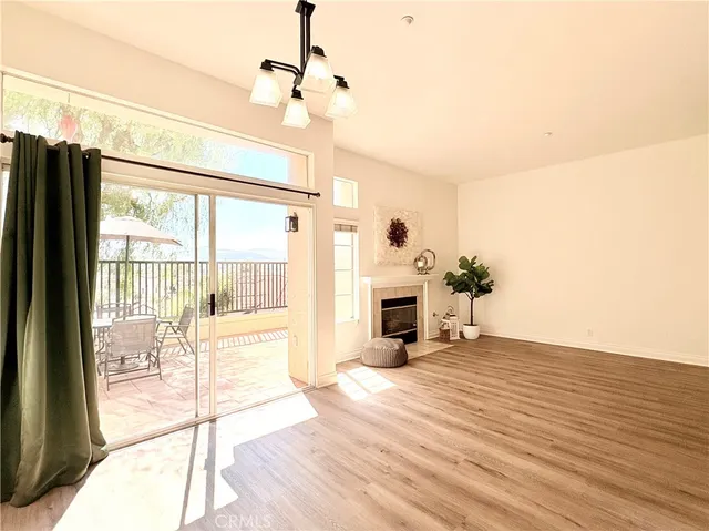 $750,000 | 620 Ivywood Lane, Unit F, Simi Valley, CA 93065