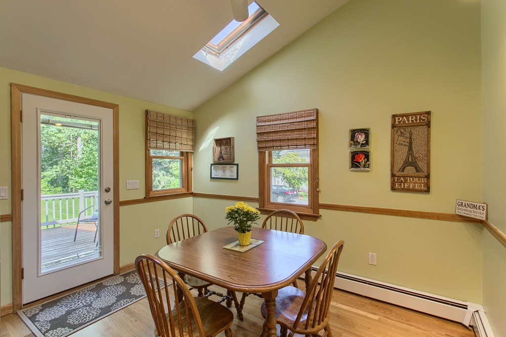 53 Connolly Road Billerica, MA 01821 - Photo 5 of 28 Gallery Image 5
