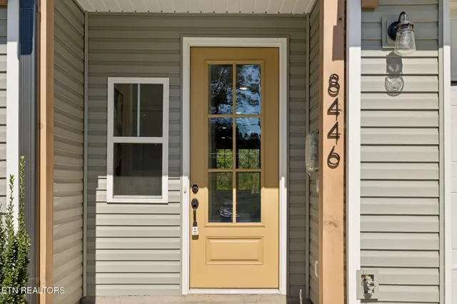 $319,405 | 8446 Whisper Lane, Powell, TN 37849