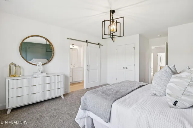 $319,405 | 8446 Whisper Lane, Powell, TN 37849