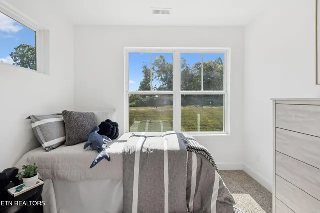 $319,405 | 8446 Whisper Lane, Powell, TN 37849