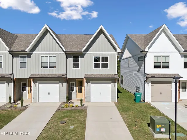 $319,405 | 8446 Whisper Lane, Powell, TN 37849