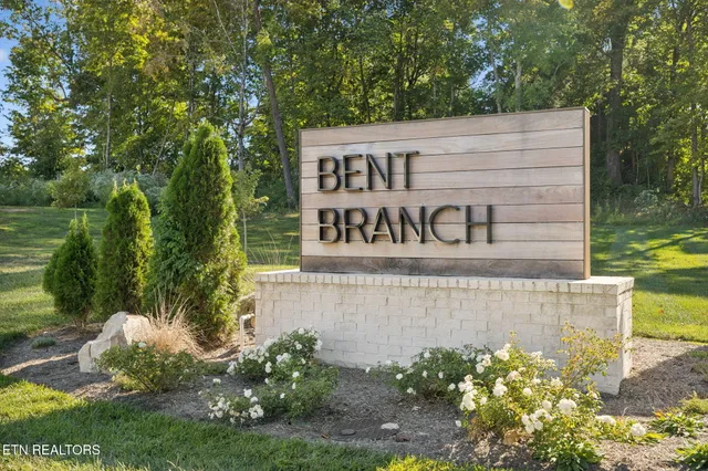 $319,405 | 8446 Whisper Lane, Powell, TN 37849