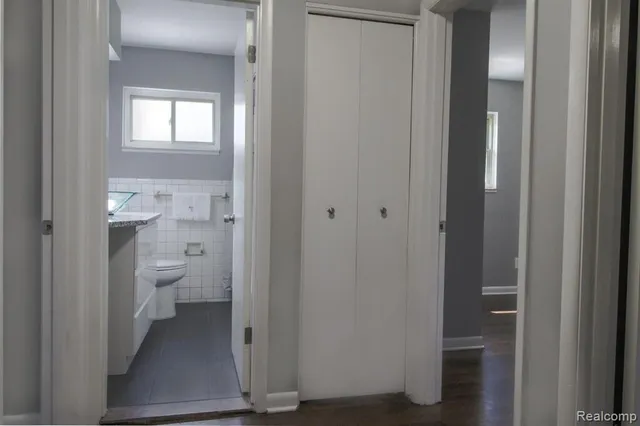 $385,000 | 14430 Shadywood Court, Plymouth, MI 48170