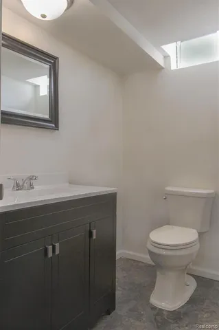 $385,000 | 14430 Shadywood Court, Plymouth, MI 48170