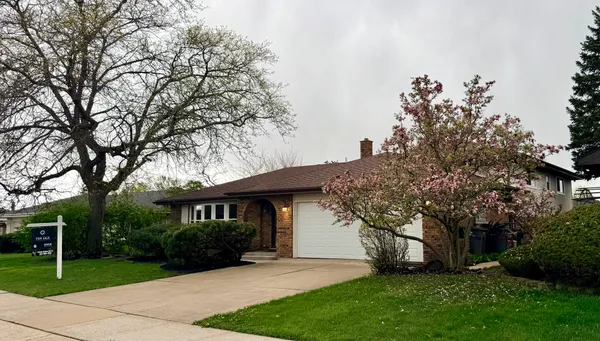 $525,000 | 15606 Hollyhock Court, Orland Park, IL 60462
