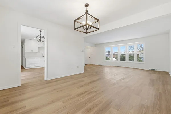 $525,000 | 15606 Hollyhock Court, Orland Park, IL 60462