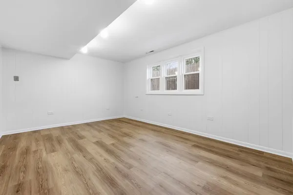 $525,000 | 15606 Hollyhock Court, Orland Park, IL 60462