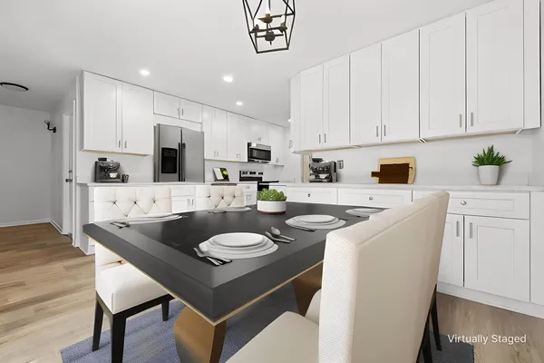 $525,000 | 15606 Hollyhock Court, Orland Park, IL 60462