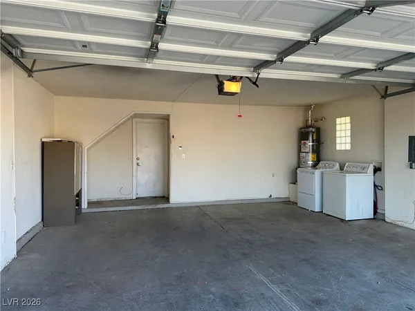 $2,490 | 4067 Arrowood Drive, Las Vegas, NV 89147