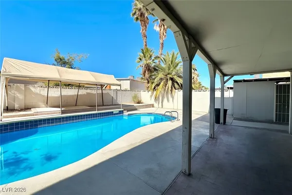 $2,490 | 4067 Arrowood Drive, Las Vegas, NV 89147