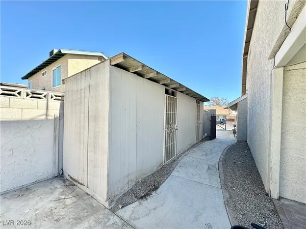 $2,490 | 4067 Arrowood Drive, Las Vegas, NV 89147